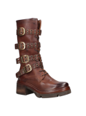 Bota café de cuero para mujer, estilo militar casual con correas ajustables y hebillas, ideal para look urbano.