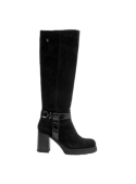 Bota casual de cuero negro para mujer con cierre decorativo lateral, detalle visual atractivo y textura de gamuza.