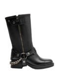 Elegante bota negra de cuero para mujer con cierre visible, perfecta para eventos casuales y estilo urbano desenfadado.