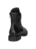 Botín casual para mujer en cuero negro, con costuras visibles y cordones para ajuste personalizado y comodidad.