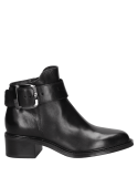 Botín casual de cuero negro, tacón medio para equilibrio entre comodidad y estilo, adecuado para el día a día en la ciudad.