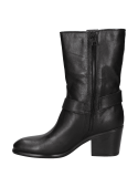 Bota de mujer negra, estilo casual, con parte delantera redondeada y acabado liso, combinable con distintas prendas.