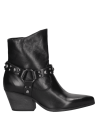 Diseño vaquero en botín negro de cuero para mujer, correa ajustable con tachas, ideal para atuendos casuales atrevidos.