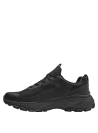 Zapatilla de trail negra con amortiguación en la entresuela para mayor comodidad y ajuste seguro.