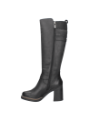 Bota de cuero negro para mujer, alta hasta la rodilla, con taco grueso que ofrece estabilidad y sofisticación.