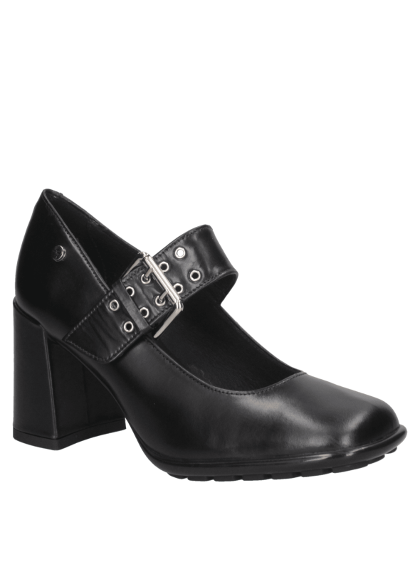 Zapato negro de charol para mujer, ideal para complementar looks diarios o formales, combinando estilo y funcionalidad.