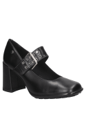 Zapato negro de charol para mujer, ideal para complementar looks diarios o formales, combinando estilo y funcionalidad.