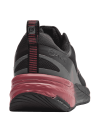 Zapatilla negra de hombre para trail, suela amplia texturizada que ofrece tracción y estabilidad en terrenos difíciles.