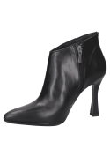 Botín negro de cuero para mujer, ideal para vestir, con diseño elegante, tacón alto y broche lateral decorativo.