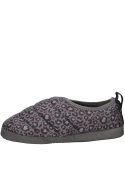 Pantufla casual para mujer, textil suave con estampado animal print, ideal para ocasiones informales.