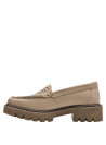 Calzado casual de cuero beige para mujer, con suela robusta y taco bajo, perfecto para un look athleisure.