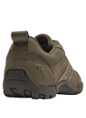 zapatilla de cuero taupe con diseño deportivo y casual, ajustable con cordones, adecuada para actividades cotidianas.