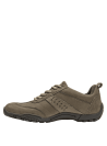 calzado cómodo de cuero taupe para mujer, estilo urbano con detalles modernos, perfecto para paseos informales.