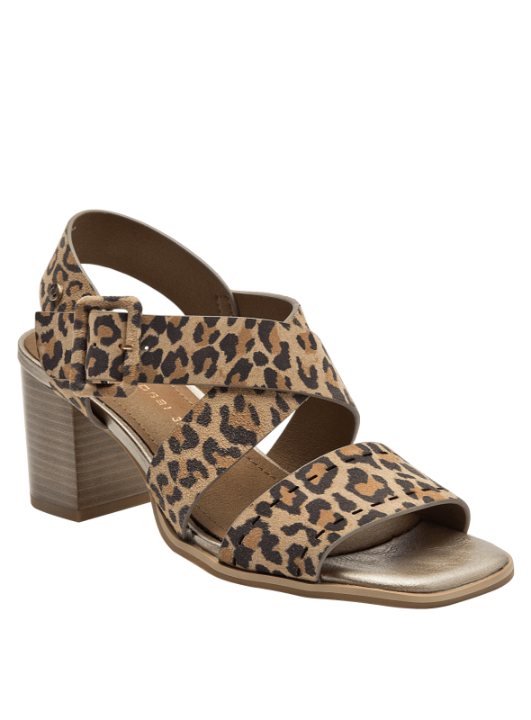 Sandalia de cuero negro, estilo sobrio y sofisticado, con ajuste seguro y tacón cómodo, ideal para reuniones y salidas.