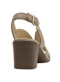 Elegante sandalia de cuero beige para mujer, perfecta para un look casual y moderno en días cálidos.