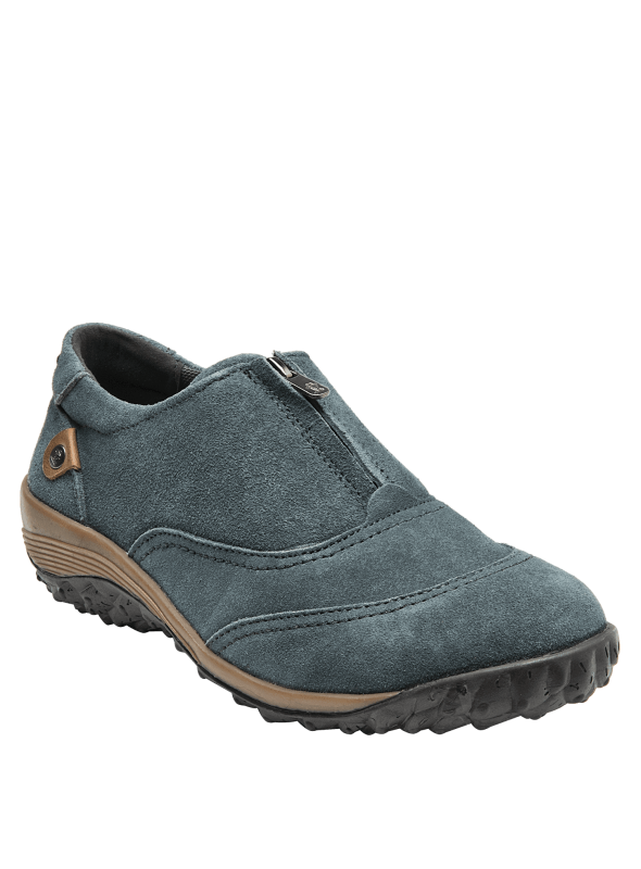 Zapato negro de cuero para mujer, estilo outdoor, slip-on, ideal para diario, con detalle decorativo en el tobillo.