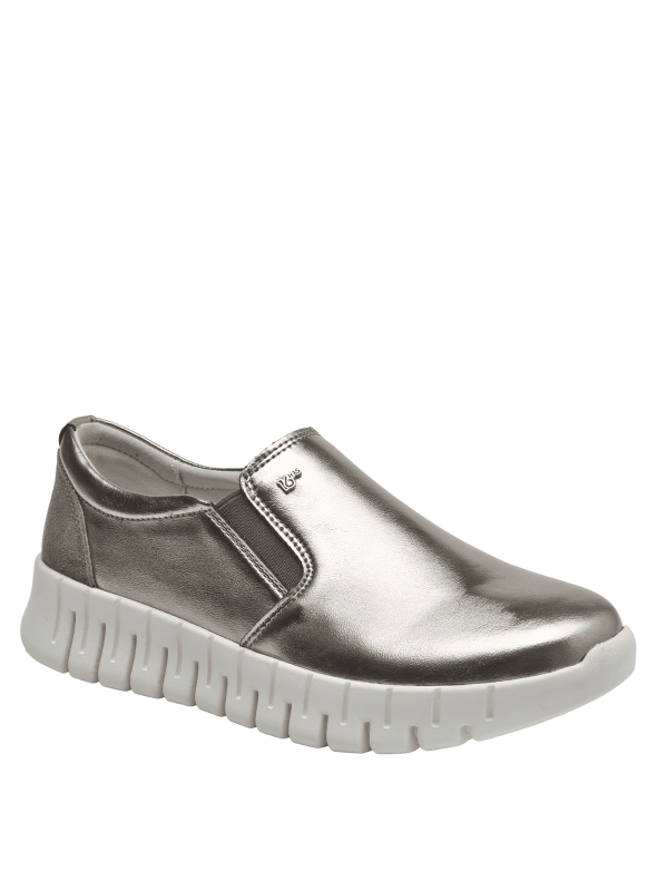 calzado urbano celeste de cuero femenino con taco plano de 3 cm