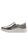 zapatilla urbana de cuero acero con taco plano de 3 cm para mujer.