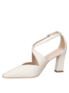 Zapato blanco de cuero para mujer, estilo casual, con diseño elegante y sofisticado, ideal para eventos formales.