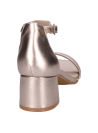Sandalia de cuero dorado para mujer, banda frontal única que cubre los dedos, perfecta para ocasiones elegantes.