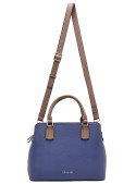 Bolso casual chic azul con textura sofisticada, adecuado para ocasiones informales o de trabajo.