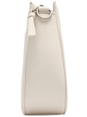 Bandolera elegante de mujer en tono beige claro, ideal para looks casuales chic.