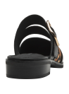 Zapato de cuero negro para mujer con banda animal print y hebilla dorada, diseño moderno y elegante.