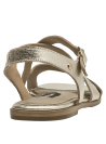 Sandalia dorada de cuero con tiras cruzadas, diseño elegante para mujer, ideal para eventos casuales.