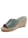 Elegante sandalia azul de cuero para mujer con diseño casual y moderno, ideal para verano.