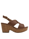 Sandalia bohemia de cuero camel con plataforma cómoda, ideal para salidas informales.