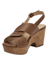 Sandalia de cuero camel para mujer con tiras cruzadas sobre el empeine, estilo casual-chic.