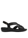Sandalia negra de cuero para mujer, tiras cruzadas y hebilla dorada, ideal para un look casual.