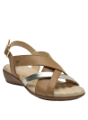 Sandalia de cuero camel para mujer, perfecta para reuniones informales y salidas a almorzar.
