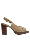 Sandalia de cuero beige con plataforma, diseño minimalista y sofisticado para el día a día.