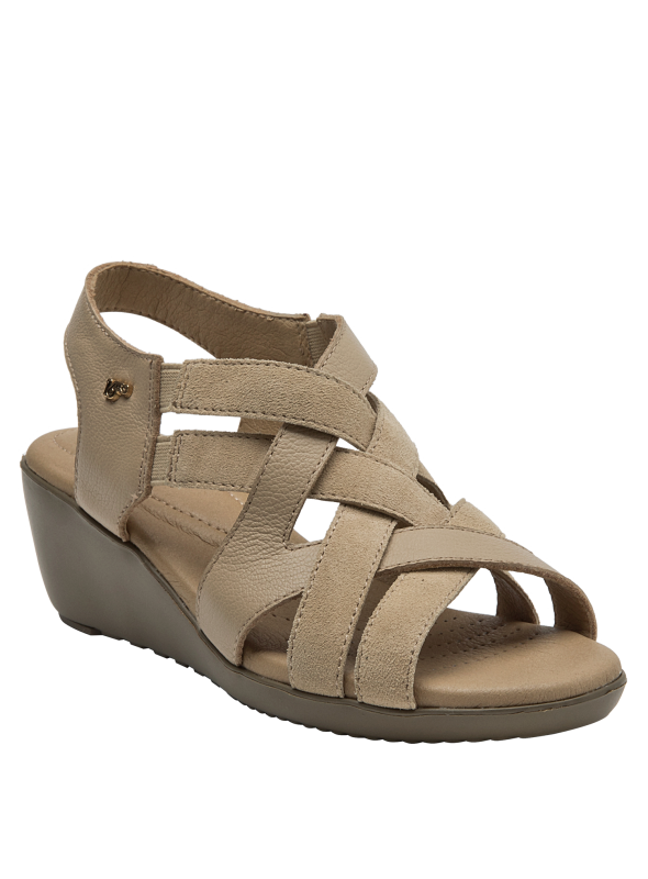 Sandalia de cuero beige para mujer, con suela de plataforma y estilo casual, perfecta para cualquier ocasión.