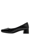 Diseño formal y elegante en cuero negro con patrón de cocodrilo.