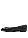 Clásica ballerina negra de cuero para mujer, ideal para un look minimalista y sofisticado.