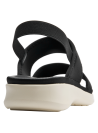Minimalista sandalia negra de mujer, ideal para looks versátiles y modernos.