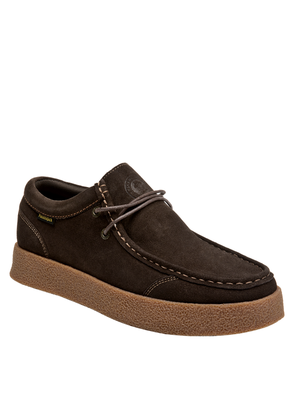 Botín de cuero con textura suave y cordones, adecuado para un estilo rústico y casual.