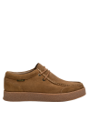 Botín de cuero gamuza taupe para hombre, diseño clásico con cordones, suela café oscuro.