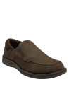 Calzado mocasín café oscuro de cuero, costuras decorativas, sin cordones, cómodo y elegante.