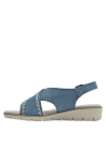 Sandalia azul en cuero para mujer con detalles bohemios en zigzag beige.
