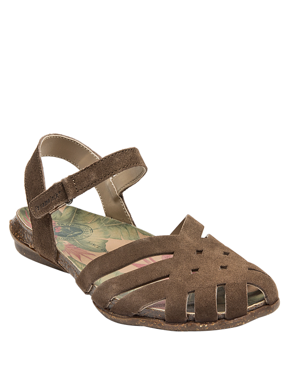 Sandalia de cuero café con textura mate, ideal para un look relajado y chic.