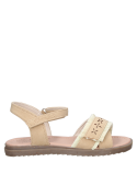 Sandalia beige de niña, ideal para combinar con vestuarios veraniegos y colores neutros.
