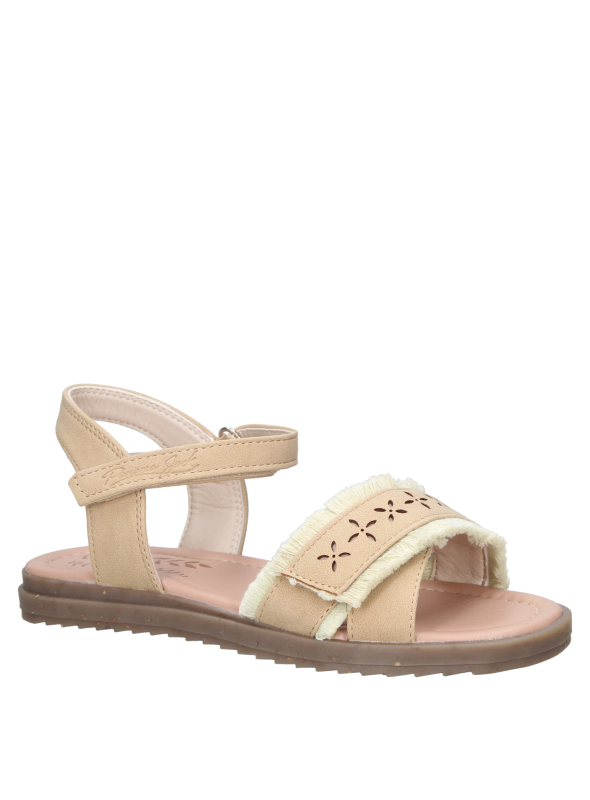 Calzado infantil beige, sandalia sintética con detalles bohemios para ocasiones informales.