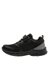 zapatilla deportiva urbana para niño, negra con detalles rojos y textura en malla para ventilación