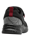 Zapatilla negra de niño con detalles rojos en velcro y ojales, ideal para running y actividades diarias.