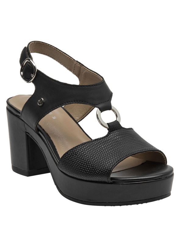 Calzado de cuero negro con textura reptil y estilo moderno para mujer.