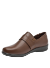 Zapato café de cuero para mujer, diseño minimalista sin adornos, ideal para un look sobrio y cómodo.