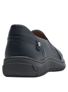 Zapato slip-on azul oscuro de cuero para mujer, con perforaciones decorativas en el empeine.